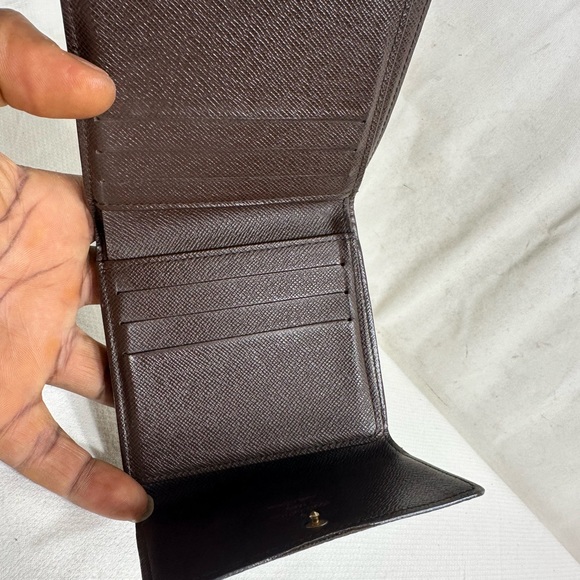 Louis Vuitton wallet - Picture 5 of 11